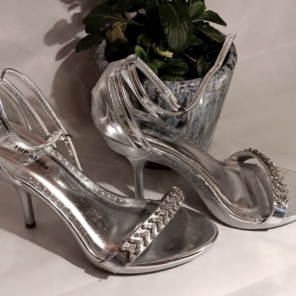 TOP Moda Silver Heels - Picture 12 of 12